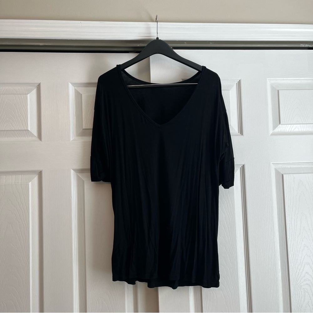 Black Short Sleeve Tunic Top